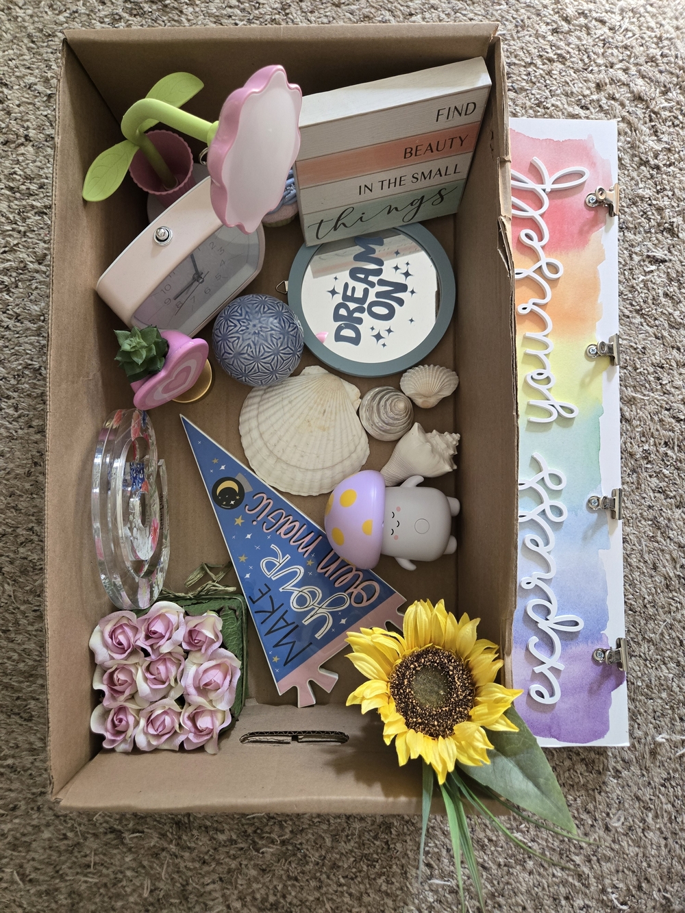 Stitch Decor Added! 18pc Girl's Decor Pieces & Assorted Accents Bedroom